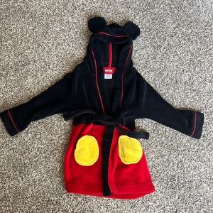 Boys Mickey Mouse robe size 4